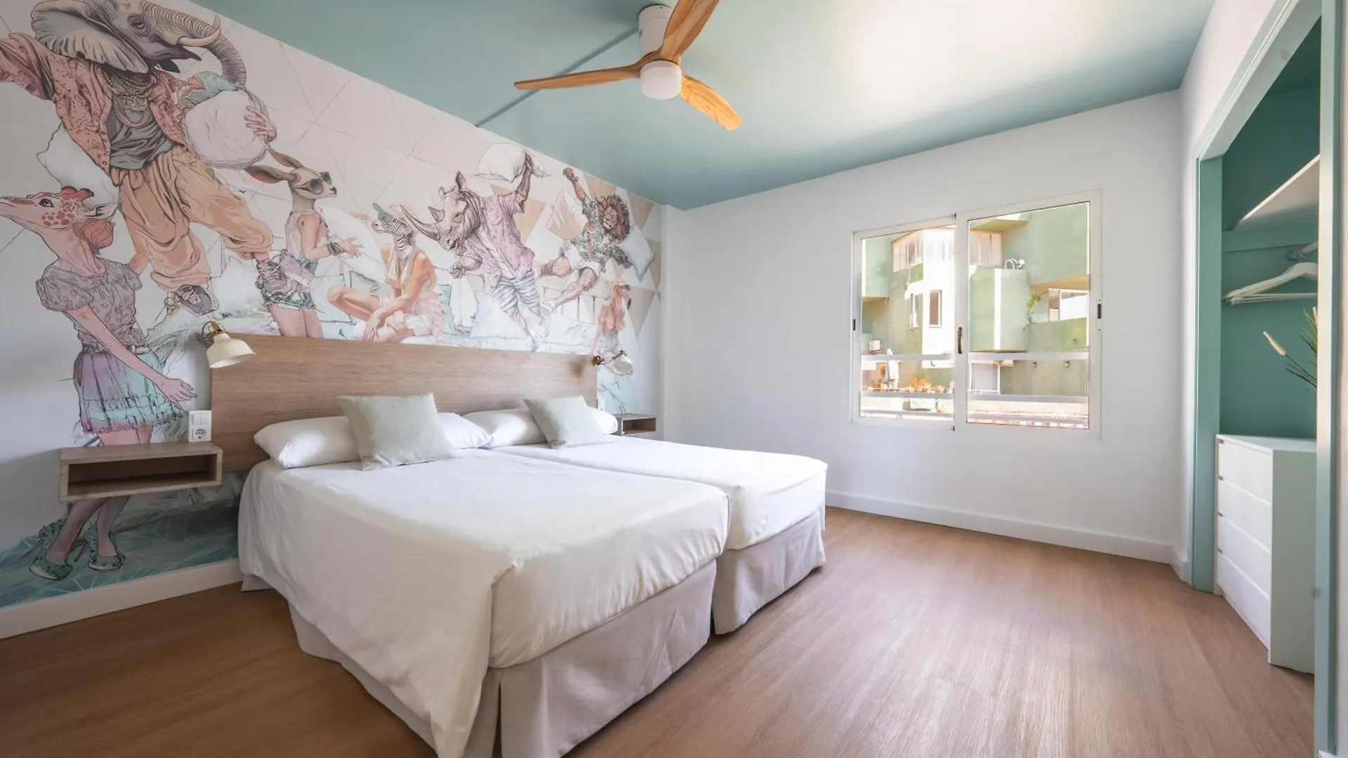 Apartment Nura Houses Magaluf Beach - Sea View Apt Spain
